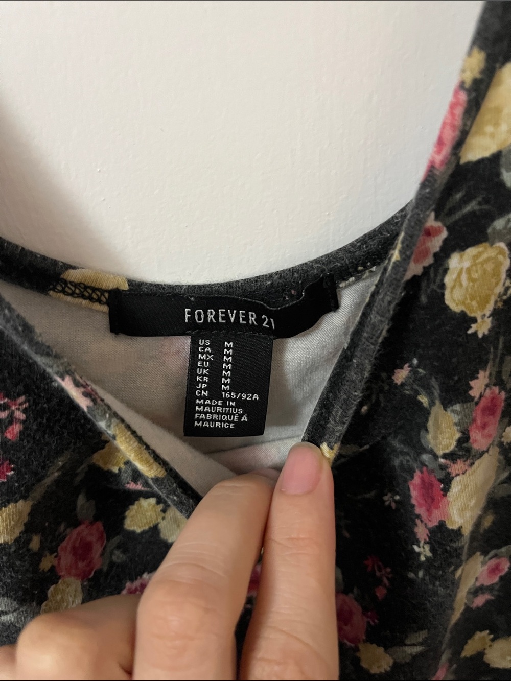 Forever 21 Black Floral Girls One-Piece Bodysuit - Picture 2 of 3